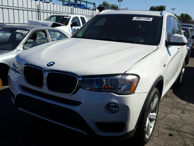 5UXWZ7C3XH0V90670 - 2017 BMW X3 SDRIVE2 WHITE photo 2