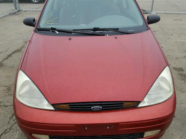 3FAFP313X1R232757 - 2001 FORD FOCUS ZX3 RED photo 7