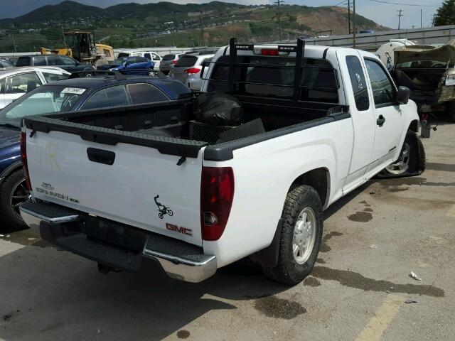 1GTCS196058282637 - 2005 GMC CANYON WHITE photo 4