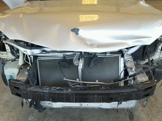 4T1BF3EK2BU606118 - 2011 TOYOTA CAMRY BASE SILVER photo 9