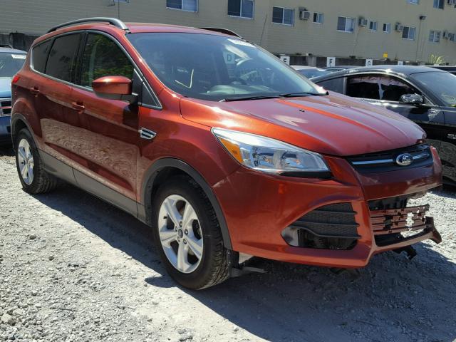 1FMCU0GX5FUA19242 - 2015 FORD ESCAPE SE RED photo 1