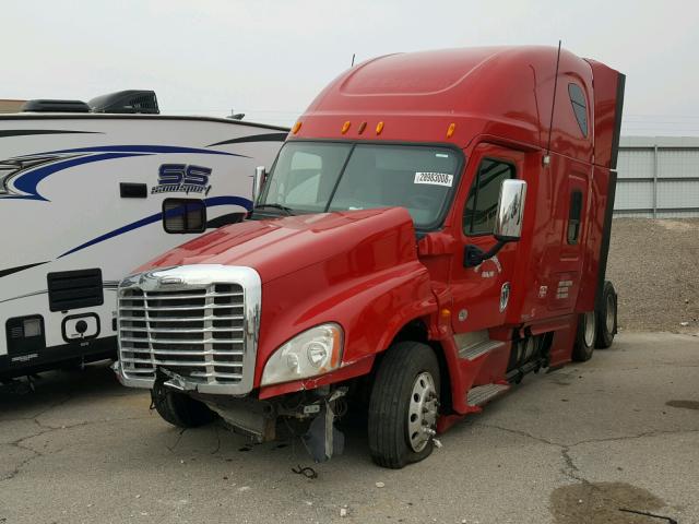 1FUJGLDR8DLBS3300 - 2013 FREIGHTLINER CASCADIA 1 RED photo 2