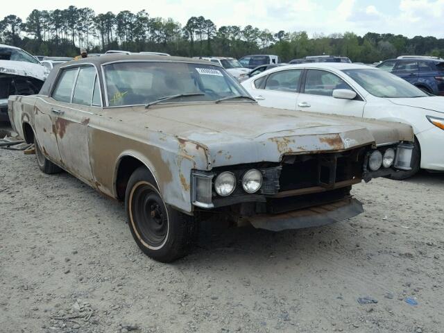 9Y82A888374 - 1969 LINCOLN CONTINENTA GOLD photo 1