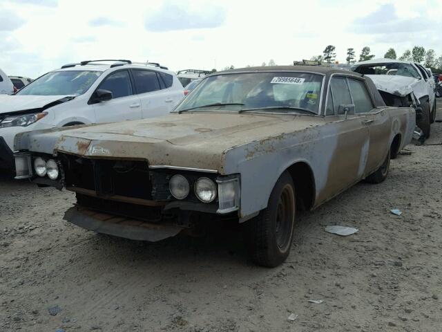 9Y82A888374 - 1969 LINCOLN CONTINENTA GOLD photo 2