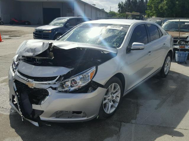 1G11C5SL4FF349211 - 2015 CHEVROLET MALIBU 1LT 银色 照片 2