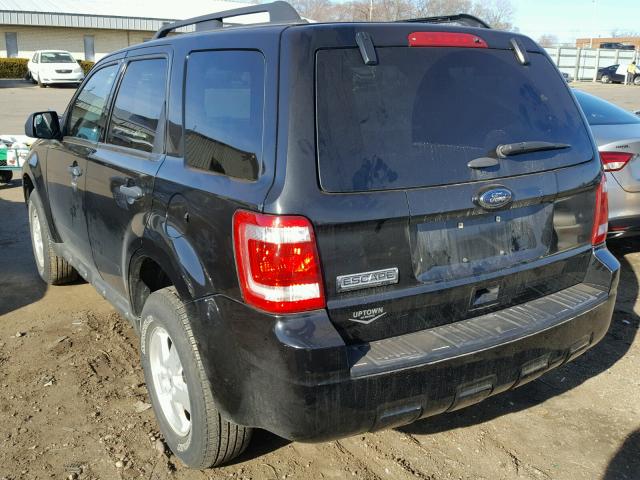 1FMCU9D78BKC36587 - 2011 FORD ESCAPE XLT BLACK photo 3