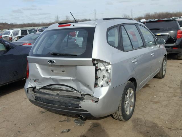 KNAFG525877031491 - 2007 KIA RONDO BASE GRAY photo 4