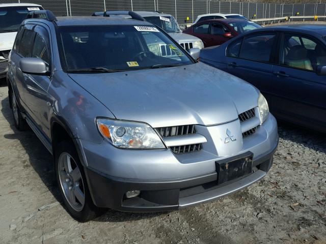 JA4LX41F15U000523 - 2005 MITSUBISHI OUTLANDER SILVER photo 1