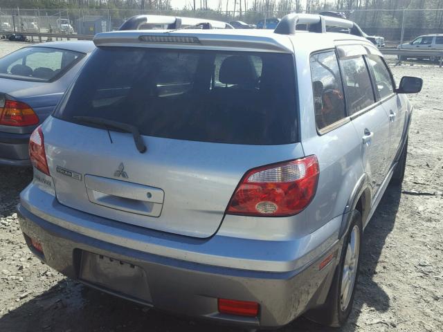 JA4LX41F15U000523 - 2005 MITSUBISHI OUTLANDER SILVER photo 4