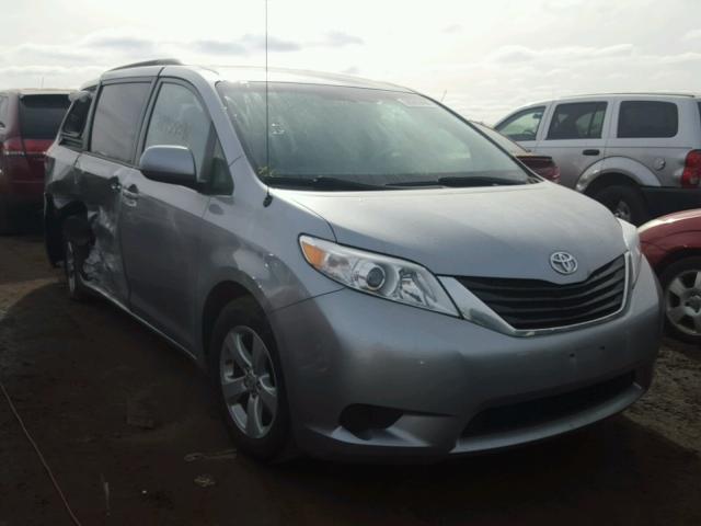 5TDKK3DC5CS235083 - 2012 TOYOTA SIENNA LE SILVER photo 1