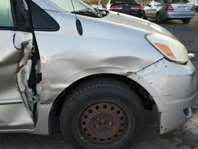 5TDZA23C95S369594 - 2005 TOYOTA SIENNA CE GOLD photo 9