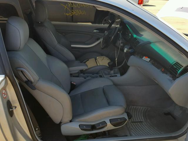 WBABN33432JW53538 - 2002 BMW 325 CI SILVER photo 5