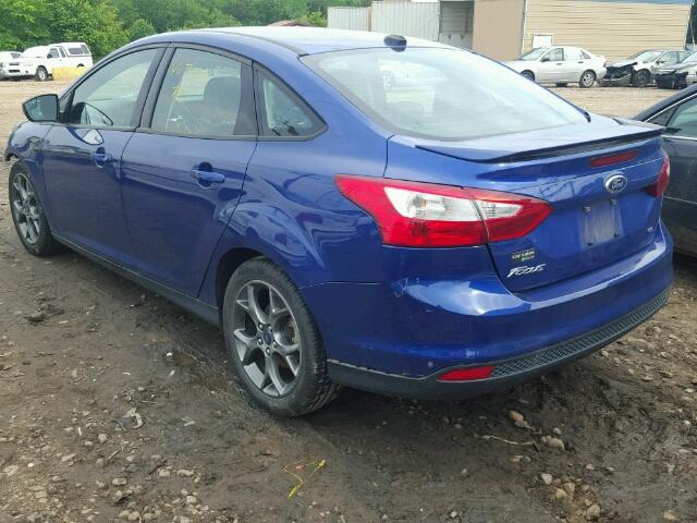 1FADP3F24DL337353 - 2013 FORD FOCUS SE BLUE photo 3