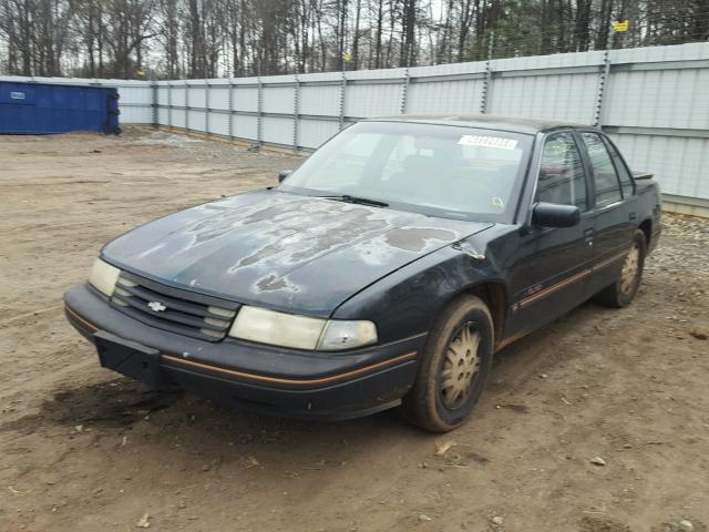 2G1WN54T1P1132995 - 1993 CHEVROLET LUMINA EUR BLACK photo 2