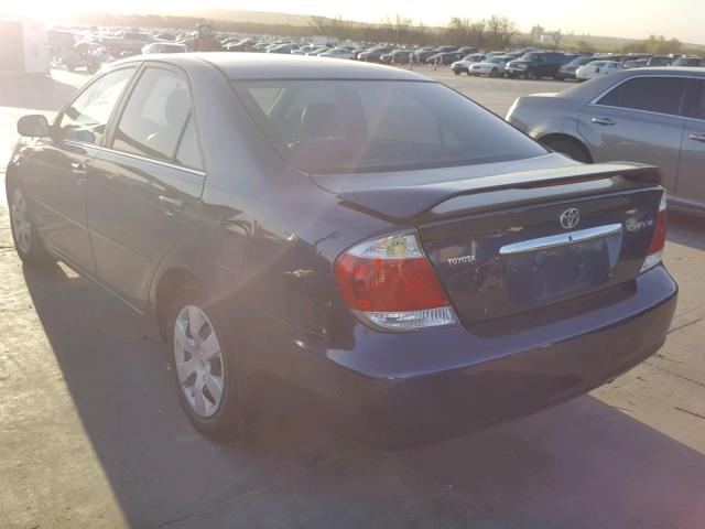 4T1BE30K45U100126 - 2005 TOYOTA CAMRY LE BLUE photo 3