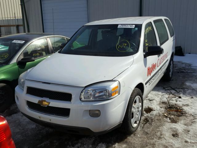 1GNDV13W08D153773 - 2008 CHEVROLET UPLANDER WHITE photo 2