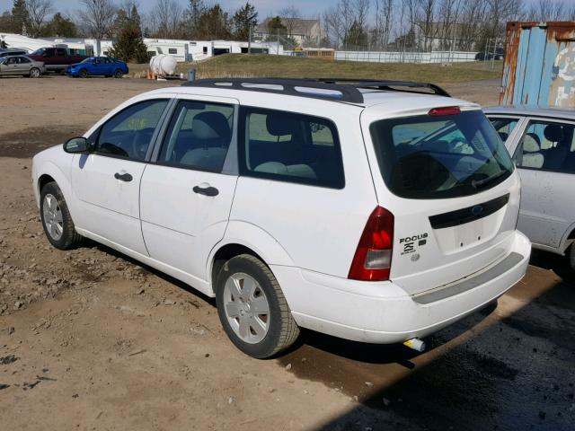 1FAHP36N57W196985 - 2007 FORD FOCUS ZXW WHITE photo 3