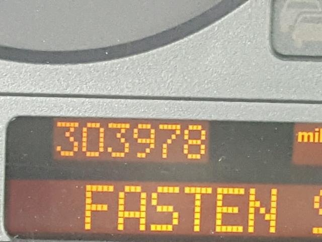 WBADT43453G023040 - 2003 BMW 525 I AUTO GRAY photo 8