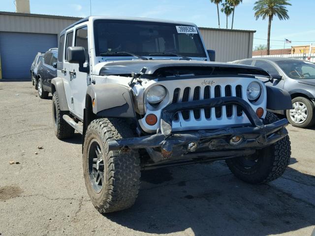 1J4GA39138L581443 - 2008 JEEP WRANGLER U SILVER photo 9