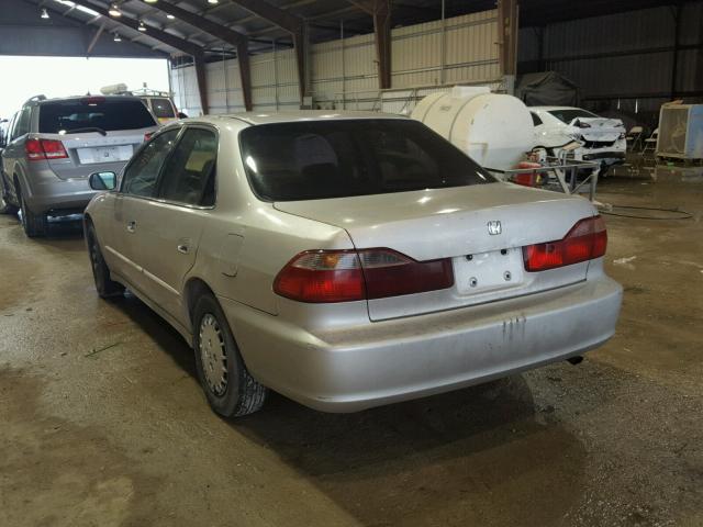 1HGCG5659WA127326 - 1998 HONDA ACCORD EX BEIGE photo 3