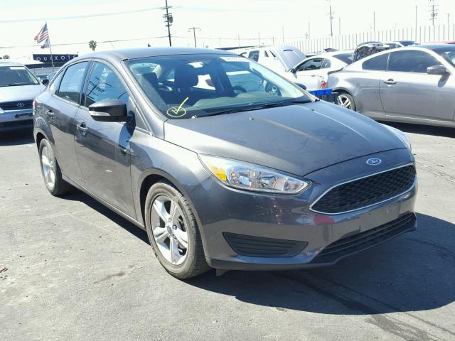 1FADP3F22GL337632 - 2016 FORD FOCUS SE GRAY photo 1