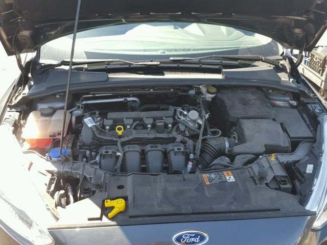 1FADP3F22GL337632 - 2016 FORD FOCUS SE GRAY photo 7