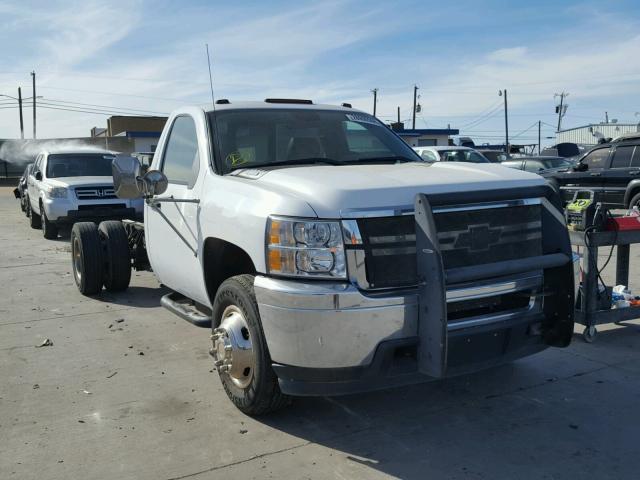 1GB3CZCL5BF211536 - 2011 CHEVROLET SILVERADO WHITE photo 1