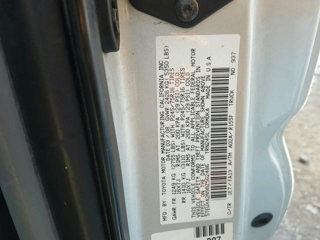 5TEUX42N98Z562486 - 2008 TOYOTA TACOMA ACC SILVER photo 10