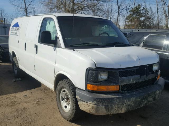 1GCWGFFA9C1133637 - 2012 CHEVROLET EXPRESS G2 WHITE photo 1