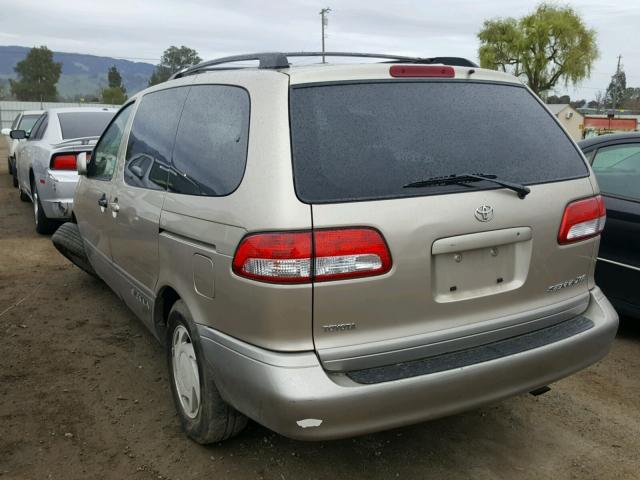 4T3ZF13CX2U459391 - 2002 TOYOTA SIENNA LE GOLD photo 3