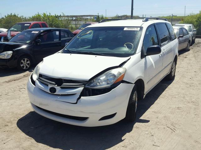 5TDZK23C78S192528 - 2008 TOYOTA SIENNA CE WHITE photo 2