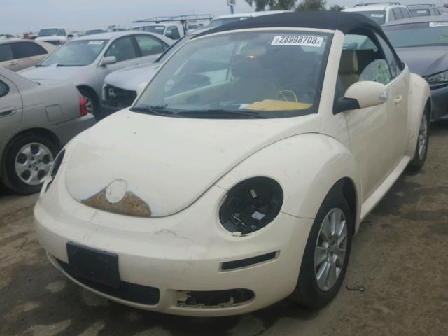 3VWRG31Y59M404380 - 2009 VOLKSWAGEN NEW BEETLE 白色 照片 2