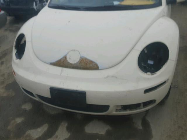 3VWRG31Y59M404380 - 2009 VOLKSWAGEN NEW BEETLE 白色 照片 9