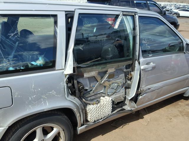 YV1LW55A1X2577218 - 1999 VOLVO V70 SILVER photo 10