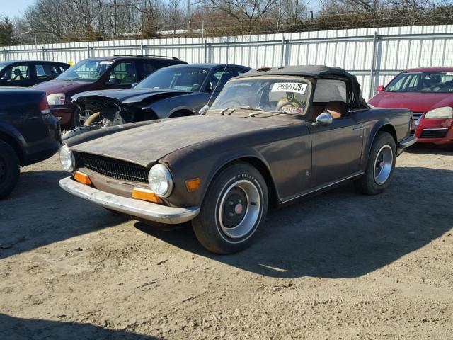 CC66917L - 1971 TRIUMPH CAR TR6 BROWN photo 2