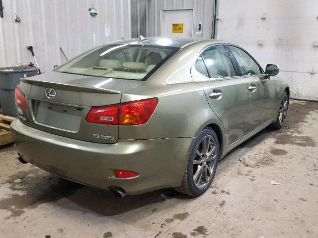 JTHBK262X82070224 - 2008 LEXUS IS 250 GREEN photo 4