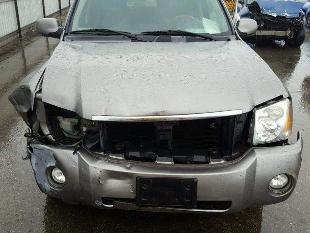 1GKES63M262337210 - 2006 GMC ENVOY DENA GRAY photo 9