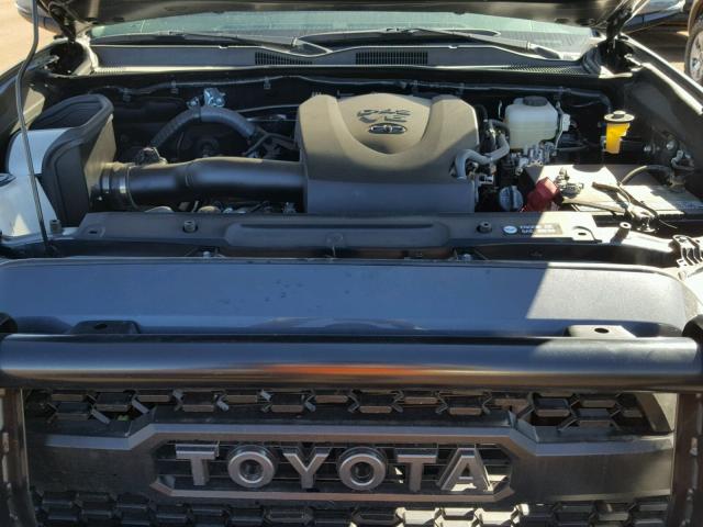 5TFCZ5AN8GX028687 - 2016 TOYOTA TACOMA DOU GRAY photo 7