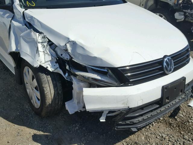 3VW267AJ6GM358909 - 2016 VOLKSWAGEN JETTA S WHITE photo 9