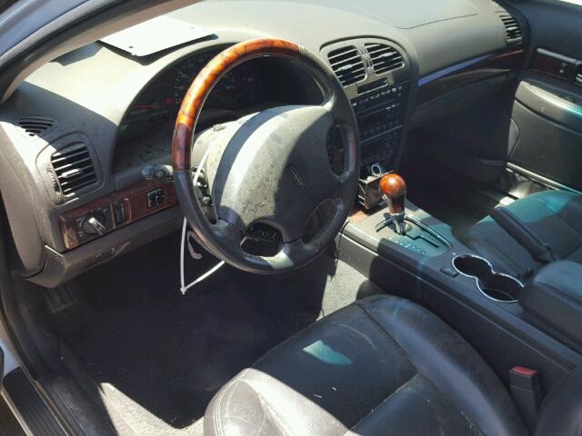 1LNHM87A42Y607846 - 2002 LINCOLN LS 银色 照片 10