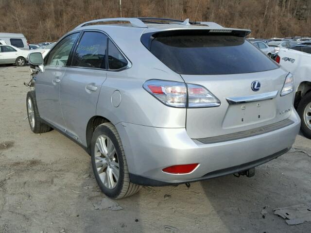 JTJBC1BA2B2040239 - 2011 LEXUS RX 450 SILVER photo 3