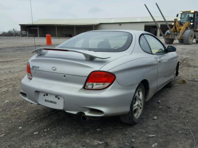 KMHJG25F9YU209424 - 2000 HYUNDAI TIBURON SILVER photo 4