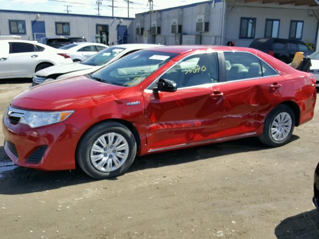 4T1BD1FK9EU108382 - 2014 TOYOTA CAMRY HYBR RED photo 9