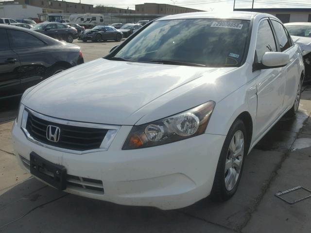 1HGCP26338A082125 - 2008 HONDA ACCORD LX WHITE photo 2