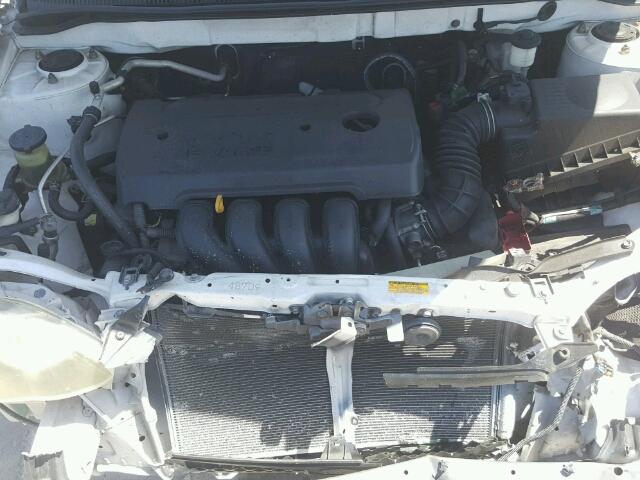 2T1BR32E85C453658 - 2005 TOYOTA COROLLA CE WHITE photo 7