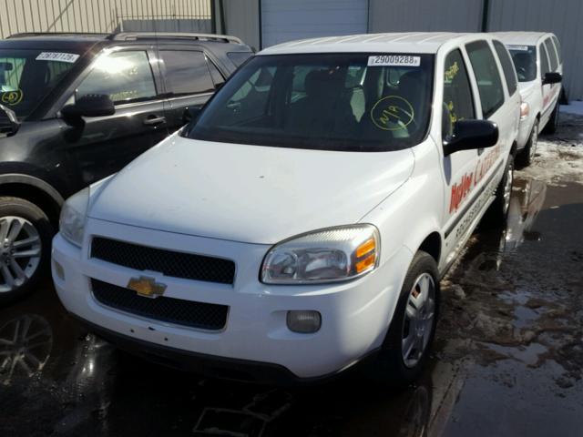 1GNDV13W47D161048 - 2007 CHEVROLET UPLANDER WHITE photo 2