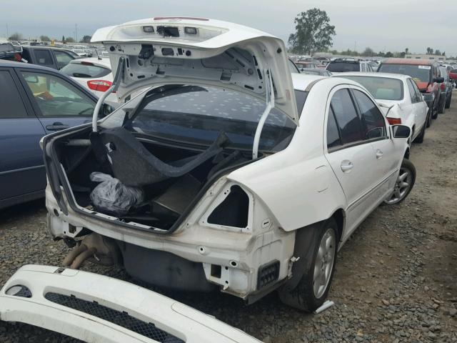 WDBRF61J41F123488 - 2001 MERCEDES-BENZ C 240 WHITE photo 4