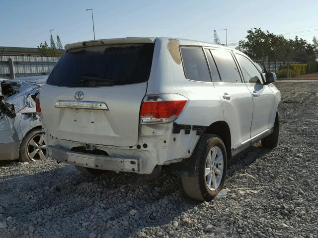 5TDZA3EH4BS016495 - 2011 TOYOTA HIGHLANDER WHITE photo 4