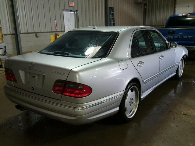 WDBJF74J2YB019257 - 2000 MERCEDES-BENZ E 55 AMG SILVER photo 4