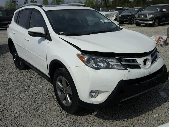 2T3WFREV5FW197947 - 2015 TOYOTA RAV4 XLE WHITE photo 1